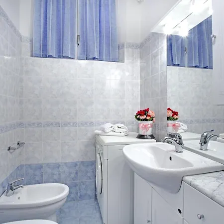 Grimaldi San Marco & Castello Апартаменты Венеция