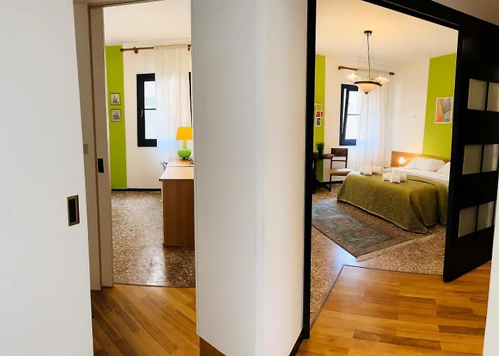 Grimaldi San Marco & Castello Apartman