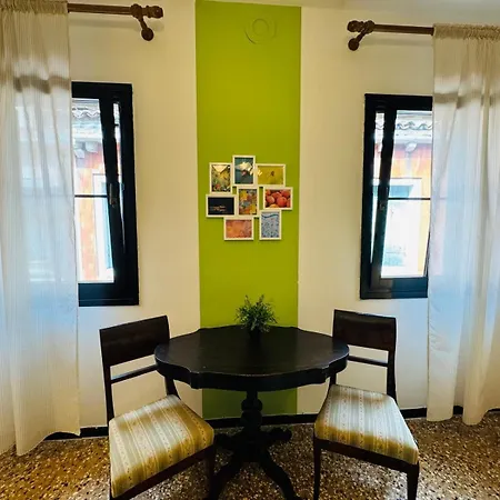 Grimaldi San Marco & Castello Apartment *