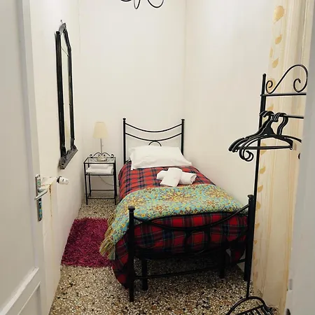 Grimaldi San Marco & Castello Apartment