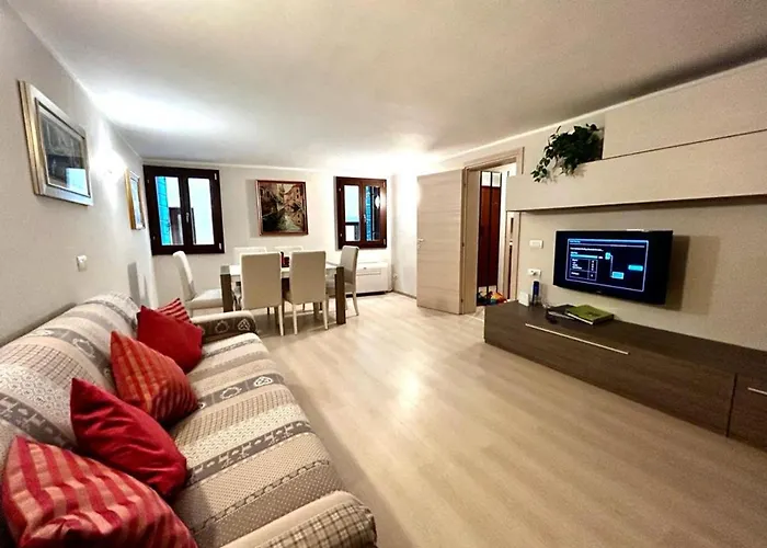 Apartment Grimaldi San Marco & Castello *